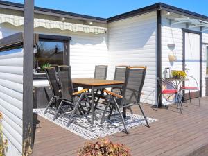 6 person holiday home in SÖLVESBORG