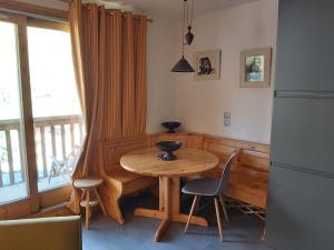 Appartements Appartement Val-d'Isere, 2 pieces, 4 personnes - FR-1-518-107 : photos des chambres