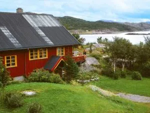 Seven-Bedroom Holiday home in Flatanger 2 - Straum