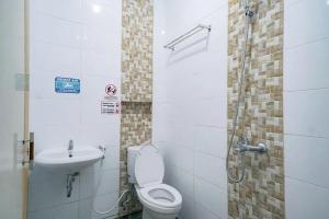 RedDoorz near Ekowisata Mangrove Belawan Medan