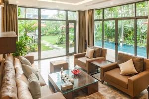 Flamingos Đại Lải Resort - Villa 2 Phòng Ngủ CBT