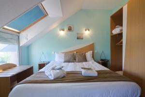 Hotels Logis Centrotel et Spa Bulles d'Allier : photos des chambres