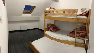 Appartements Charmant logement proche Disneyland Paris parking : photos des chambres