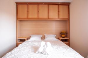 Situation Exceptionnelle Rue D antibes Centre Cannes! by Halldis