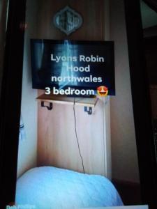 Deluxe 3 bedroom Lyons Robin hood oaklands with free wifi free sky