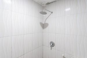 RedDoorz Syariah at Cigadung Raya Street