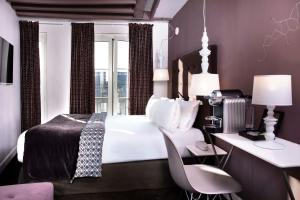 Hotels Hotel Marais Home : Chambre Deluxe Double ou Lits Jumeaux