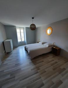 Maisons de vacances Maison centre saint Quentin en mauges : photos des chambres