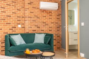 RAVISSANT STUDIO RENOVÉ 150m DE MONACO