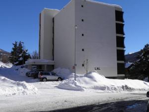 Appartements Studio pour 4 pers a Chantemerle, Serre-Chevalier avec balcon, parking et equipements complets - FR-1-330E-70 : photos des chambres