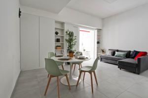 Apartamento con balcón