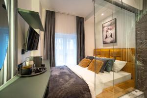 Natali luxury suites- mini rooms