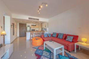 Cozy 2-Bedroom Apartment in G-Cribs, El Gouna. Terrace & Pool