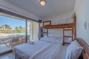 Cozy 2-Bedroom Apartment in G-Cribs, El Gouna. Terrace & Pool