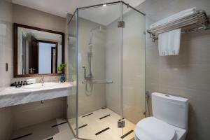 Phòng Executive Deluxe Giường Đôi/2 Giường Đơn Nhìn Ra Thành Phố (Executive Deluxe double or twin with city view)