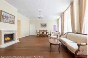 Dome center apartment