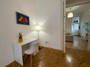 3 Bedrooms- Central Quarter Apartment