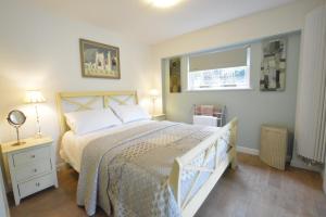 Robert Sadlers Studio