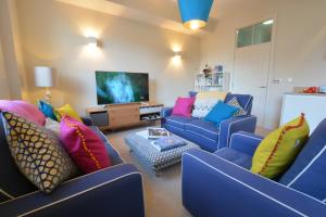 Skimming Stones, Aldeburgh