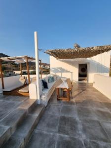 Ninemia Naxos Suites