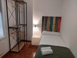 Piso luminoso, amplio y tranquilo en Casco Viejo