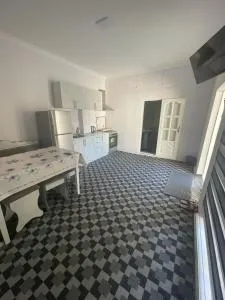 Z & SH HOSTEL - Shurbay