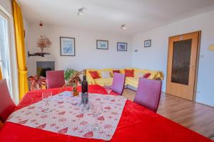 Cozy apartments with sea view