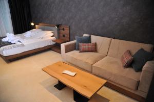 Family Apart Woodside