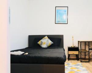Appartements Bella Luna II - Elegant appartement centre ville - Parking gratuit - Wifi ultra rapide-Appareil Massage-Netflix-Jeu societe : photos des chambres