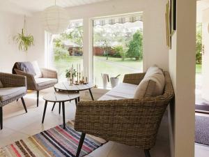 6 person holiday home in LAHOLM