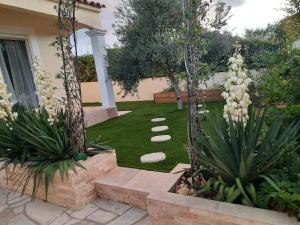 Dépendance et chambre avec piscine et jardin privés sans vis-à-vis