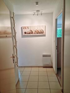 Appartements Appartement avec piscine - Beaune like Home : photos des chambres