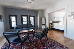 Three-Bedroom Suite room in The Dubbel Dutch