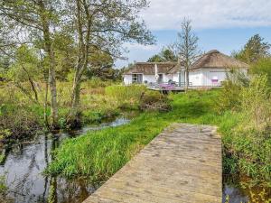 10 person holiday home in Fjerritslev-By Traum