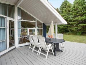 8 person holiday home in Rødby-By Traum