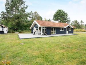 8 person holiday home in Rødby-By Traum