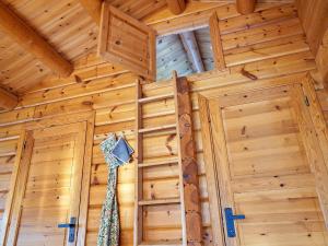 Panoramic Log Cabin in Sandvig-By Traum