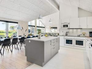 Luxury Retreat for 18 - By Traum Ferienwohnungen