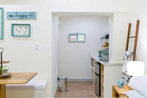 Recently Renovated Apartment The Heart Of Flores