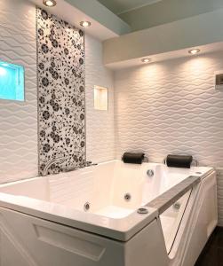 Santa Lucía Suite Hotel