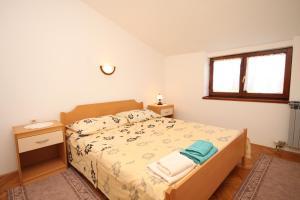 Two-Bedroom Apartment with Terrace and Sea View room in Apartments by the sea Nevidjane Pasman - 8273