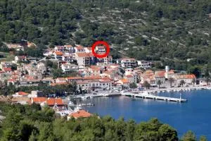 Apartments with a parking space Vis - 8531 - Rogačić