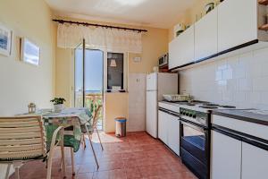 Apartments with parking space Orebic, Peljesac - 10178
