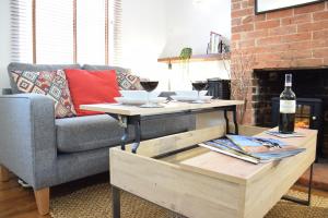 1 Tailors Cottage, Woodbridge