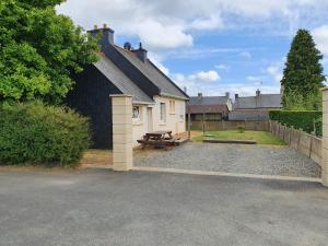 Maisons de vacances Gite LOCMOUSTERU : photos des chambres