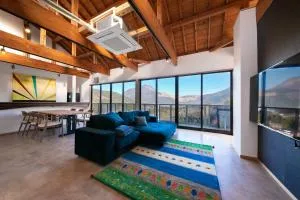 Yufuin Tsubaki - Kuwaya