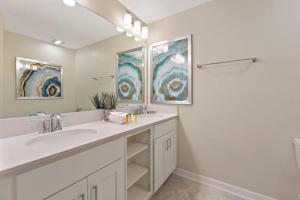 Decadent Penguin - Storey Lake By Shine Villas #704