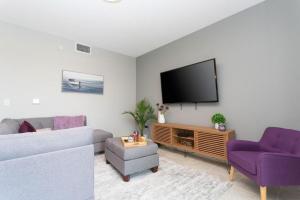 Sweet Suite Sleeps 6 Storey Lake By Shine Villas #903