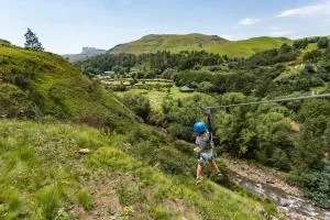 Gooderson Leisure Riverbend Chalets Self Catering and Timeshare Gold Crown Resort - Qachaʼs Nek Residency