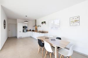 Villa Piscine Chauffée & climatisation, 5min du village